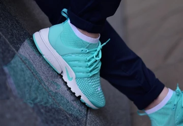 nike-ultra-flyknit-presto-001