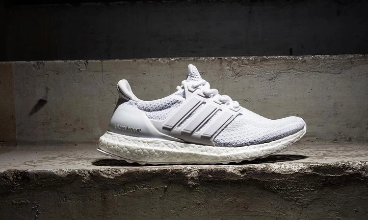 Adidas pure boost triple white hotsell