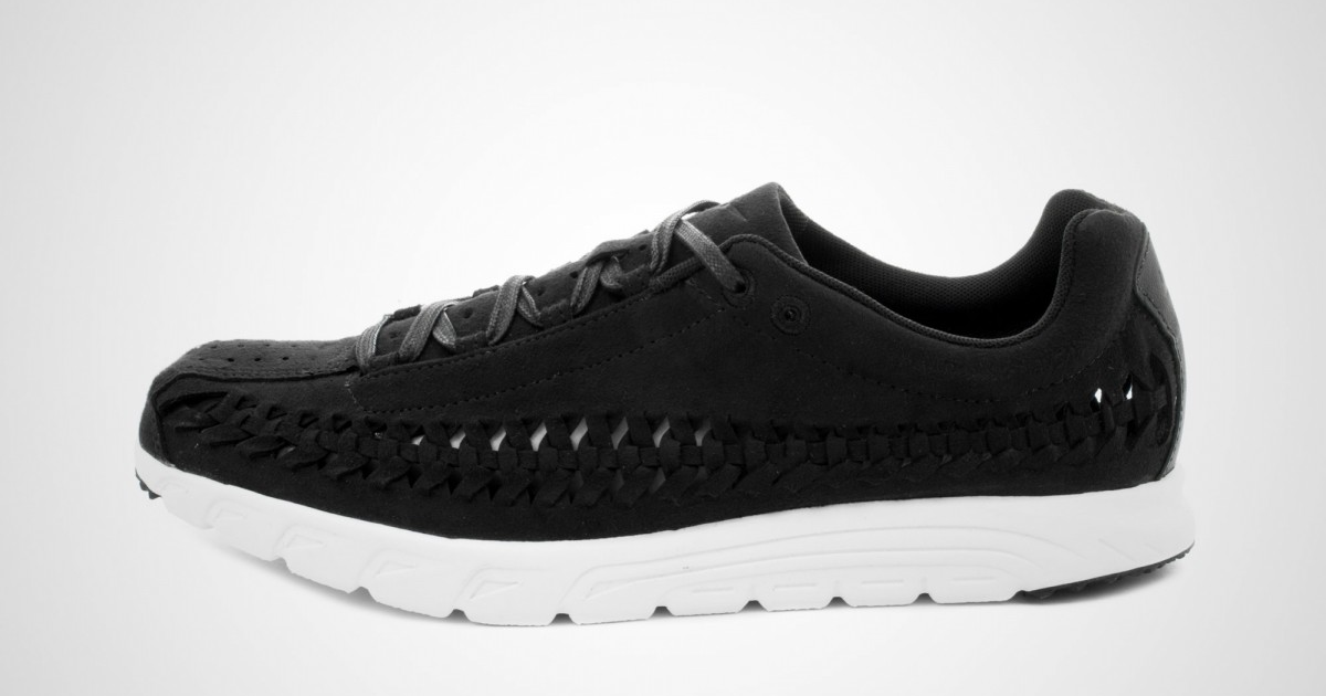 nike mayfly woven triple black