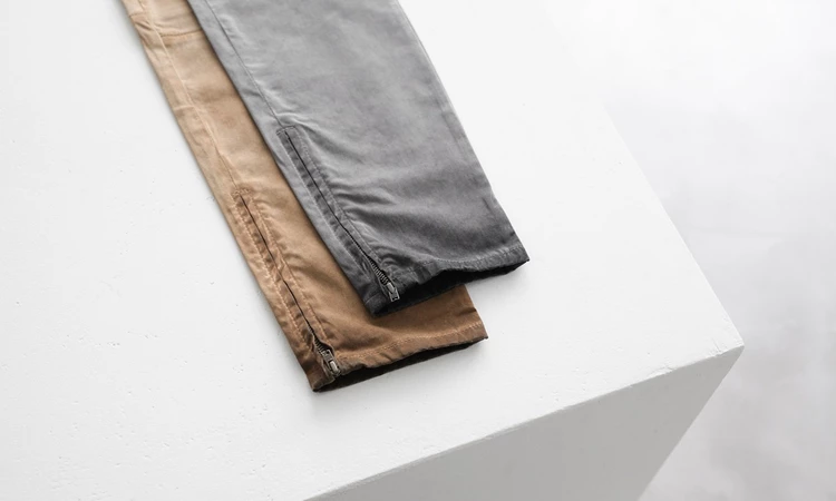 2coutie-paneled-zip-chino