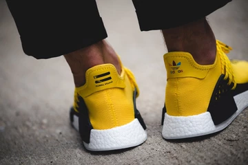 adidas_Pharrell_Williams_HU_NMD_yellow-yellow-white_1013868-4