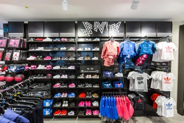 11foot-locker-house-of-hoops