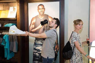 95foot-locker-house-of-hoops