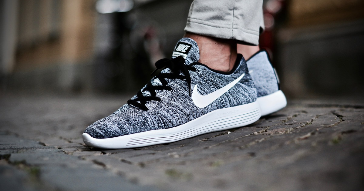 Nike LunarEpic Flyknit Low Oreo | Dead Stock
