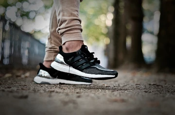 adidas-ultra-boost-olympic-medals-pack - 8