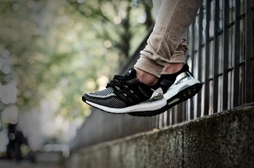 adidas-ultra-boost-olympic-medals-pack - 9