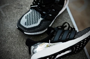 adidas-ultra-boost-olympic-medals-pack - 5