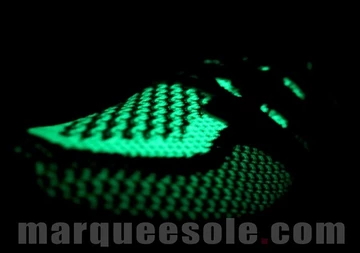 adidas-ultra-boost-glow-in-the-dark-stella-mccartney-5