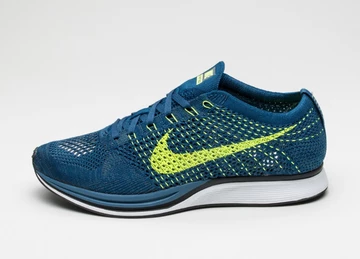 nike-flyknit-bravo