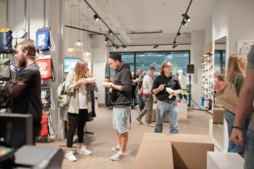 15sneaker-store-krefeld-sneakrs