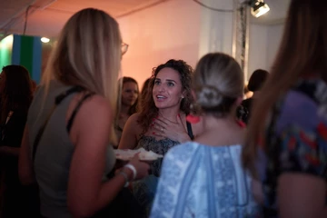 19_B_B Preview_Credits Noel Richter