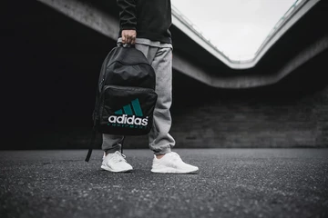 adidas_q3_allupinitt_1