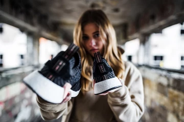 adidas-nmd-r2-wmns - 16