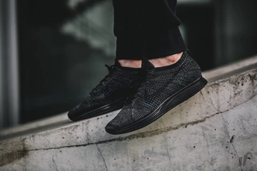Nike Flyknit Racer Midnight