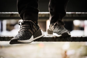 adidas-nmd-r2 - 9