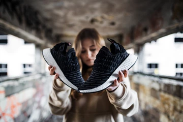 adidas-nmd-r2-wmns - 17