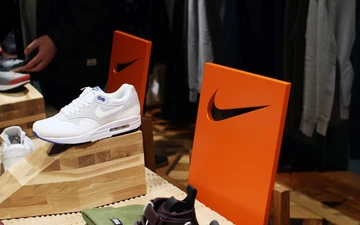 sns-store-berlin-deadstock-00_0022_Ebene 10