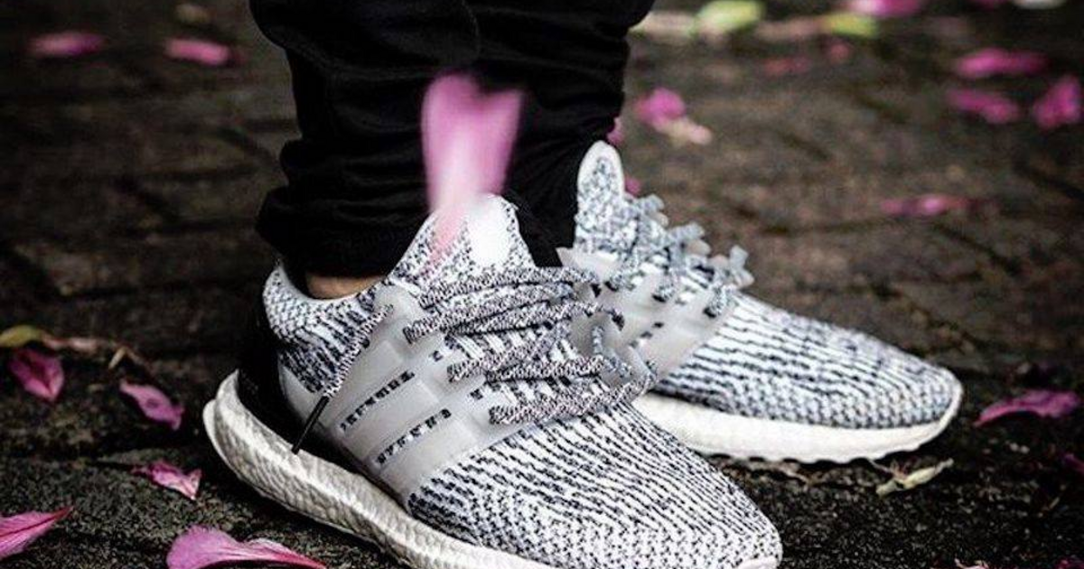 adidas Ultra Boost 3.0 Zebra | Dead Stock