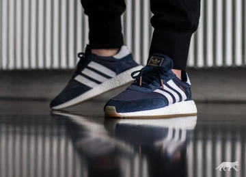 adidas Iniki Runner