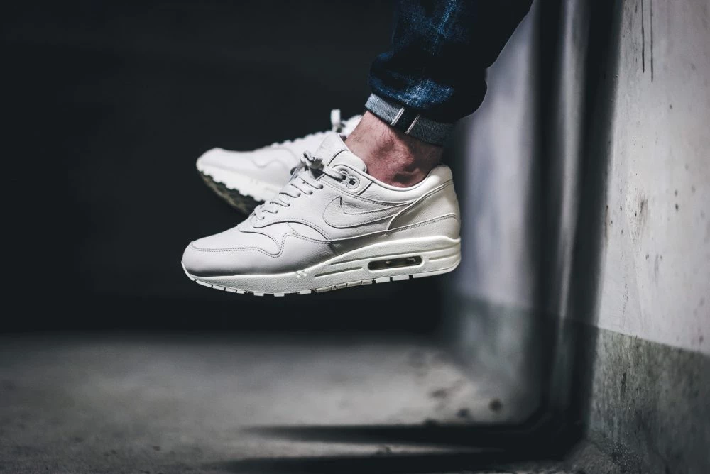 Nike Air Max 1 Pinnacle Sail Dead Stock