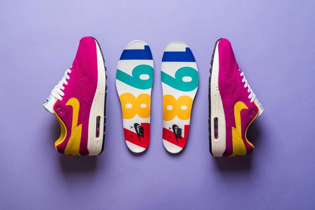 Air max dynamic berry on sale