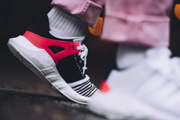 Outfit: adidas XbyO x adidas EQT 93/17