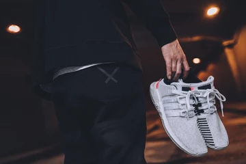 Outfit: adidas XbyO x adidas EQT 93/17