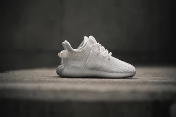 adidas Yeezy 350 Boost V2 All White - detailed look