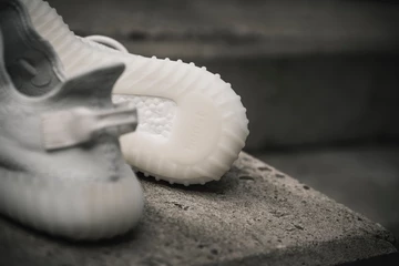 adidas Yeezy 350 Boost V2 All White - detailed look