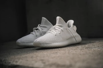 adidas Yeezy 350 Boost V2 All White - detailed look