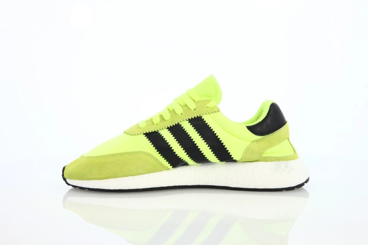 Adidas iniki runner verde best sale