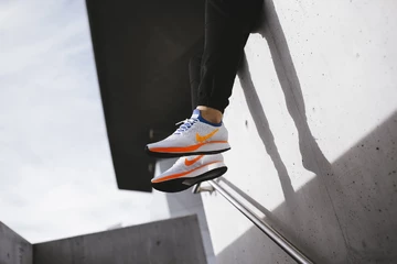 Nike Zoom Mariah Flyknit Racer WMNS