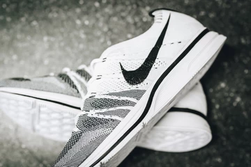 Nike Flyknit Trainer White