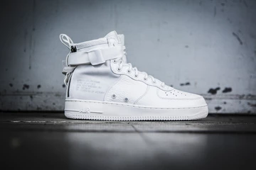 Nike SF-AF1 Mid Ivory
