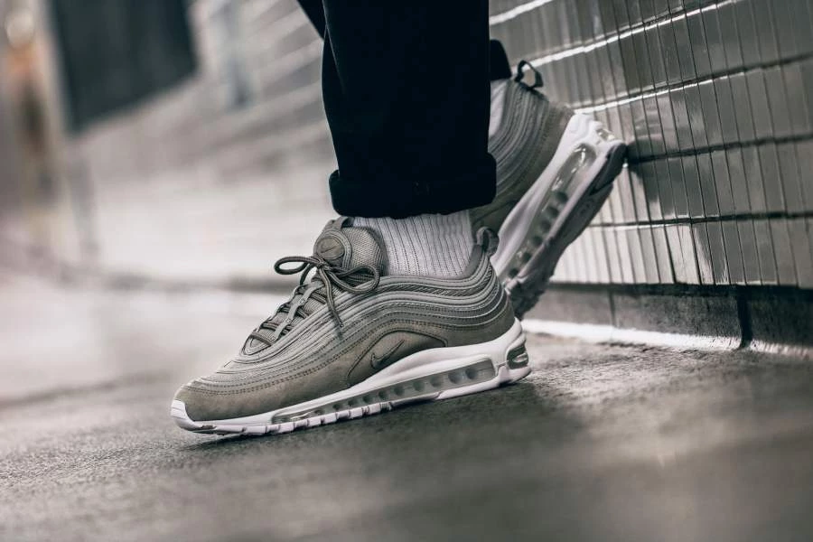 Nike Air Max 97 Cobblestone | Dead Stock