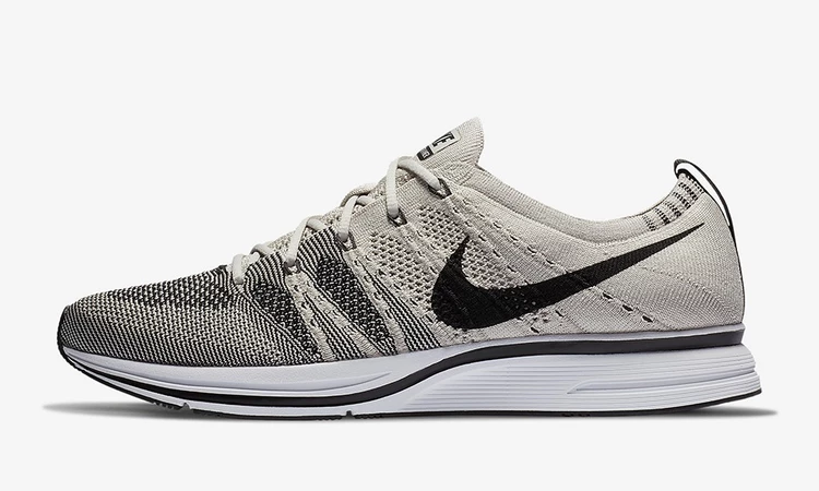 Nike Flyknit Trainer Pale Grey