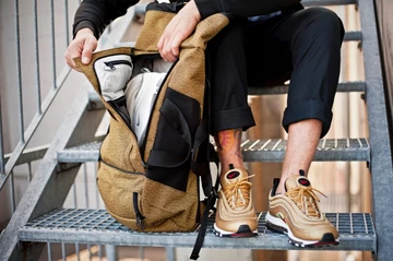 pinqponq Blok Large Vivid Gold Bold - latest pickup