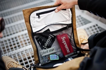 pinqponq Blok Large Vivid Gold Bold - latest pickup