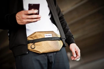 pinqponq Blok Large Vivid Gold Bold - latest pickup