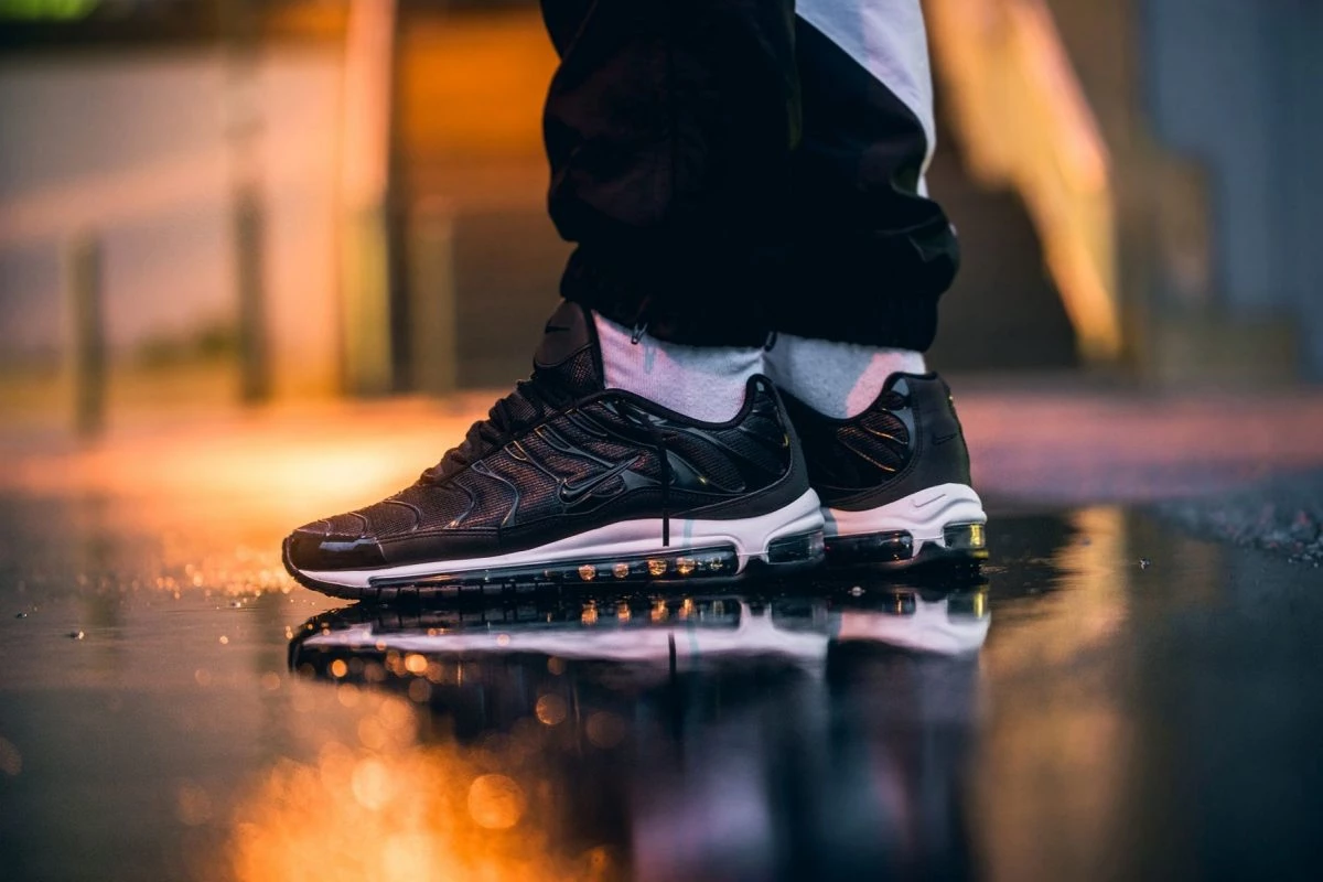 Nike air max 97 plus schwarz online