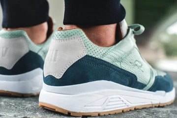 Sneakerness Köln × Kangaroos Ultimate Green Bridges