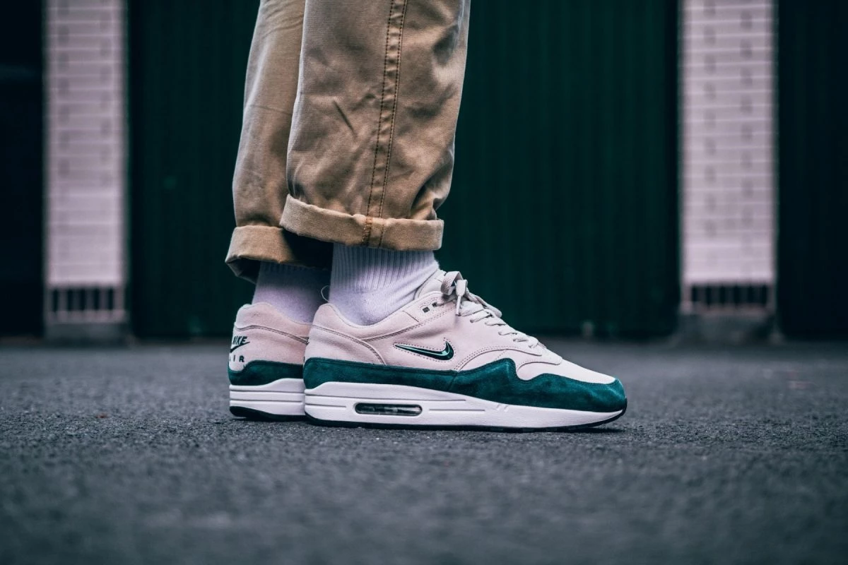 Nike Air Max 1 Premium SC Jewel Atomic Teal Dead Stock