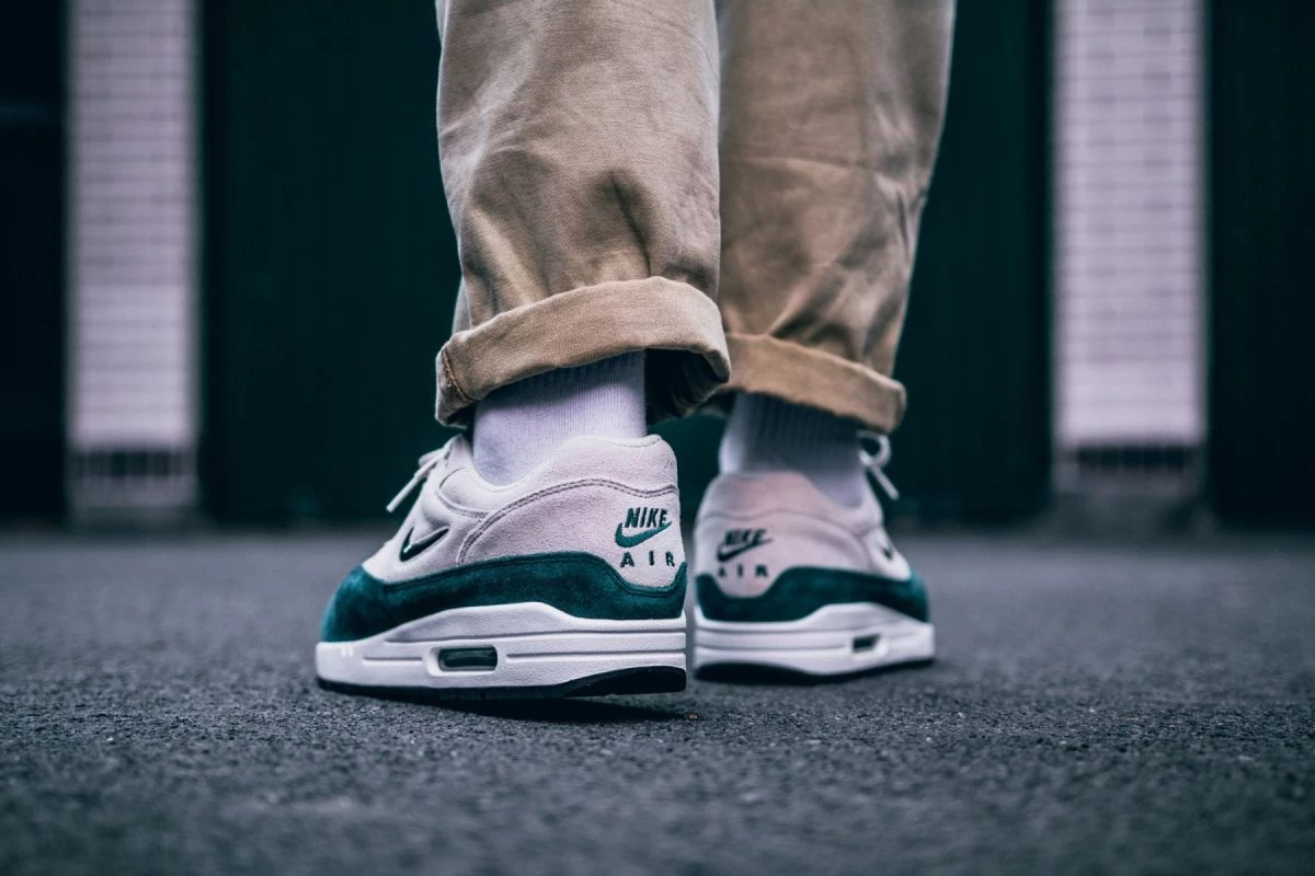 Nike air max 1 atomic teal top