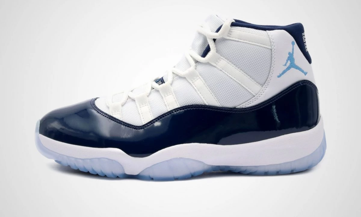 Nike Air Jordan 11 Midnight Navy Dead Stock