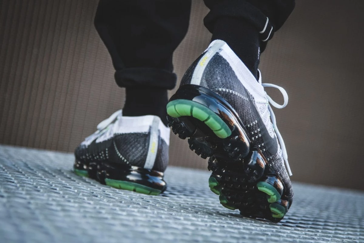 Nike air vapormax flyknit heritage pack shop