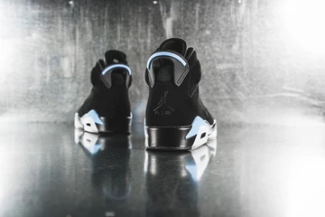 Nike Air Jordan VI Retro UNC