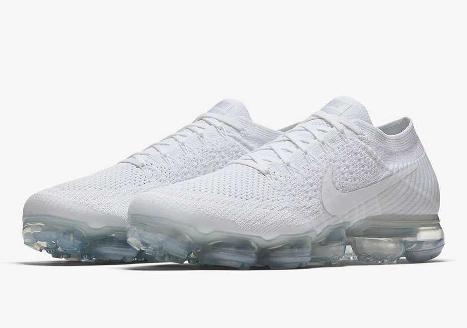 Nike Air VaporMax Flyknit All White Dead Stock