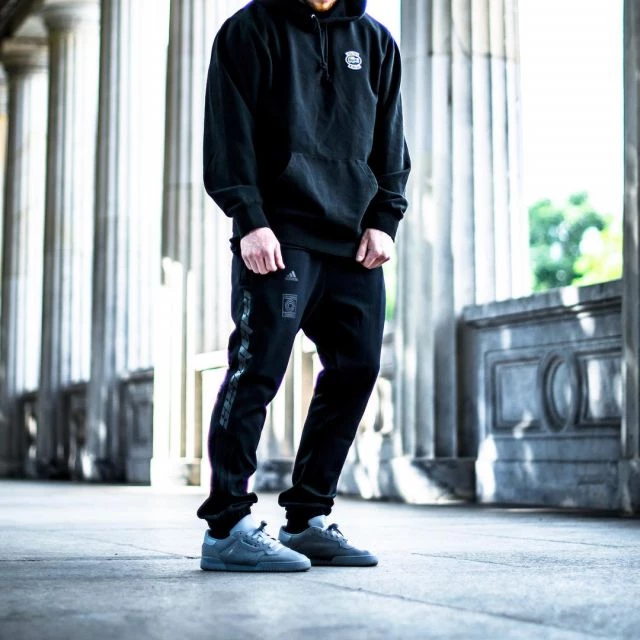 adidas Yeezy Powerphase Calabasas Grey Dead Stock