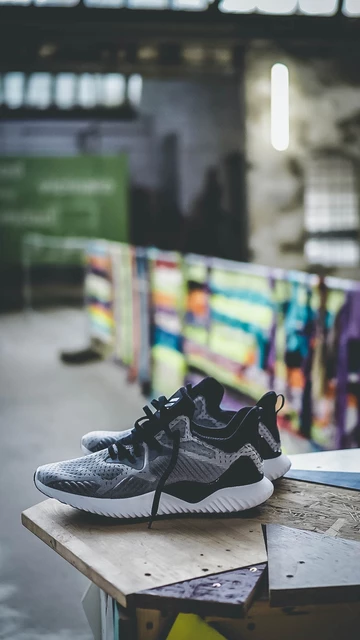 RUN THE GAME: adidas AlphaBOUNCE Beyond - online now!