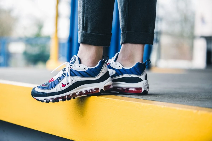 Nike WMNS Air Max 98 Gundam AH6799-100 Dead Stock